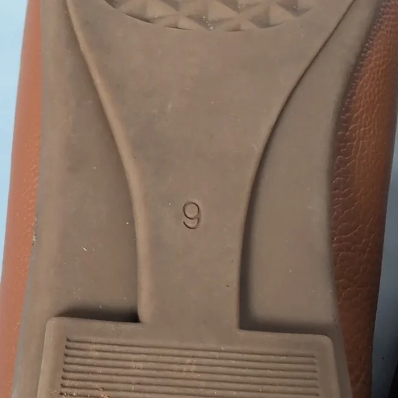 Aerosoles Buckle Ballet Flats Tan - Picture 10 of 10